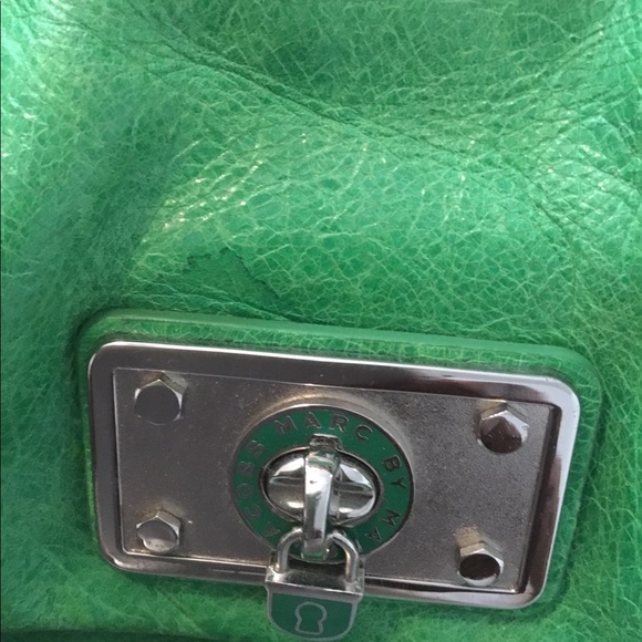 Marc Jacobs cross body purse - Picture 4 of 8